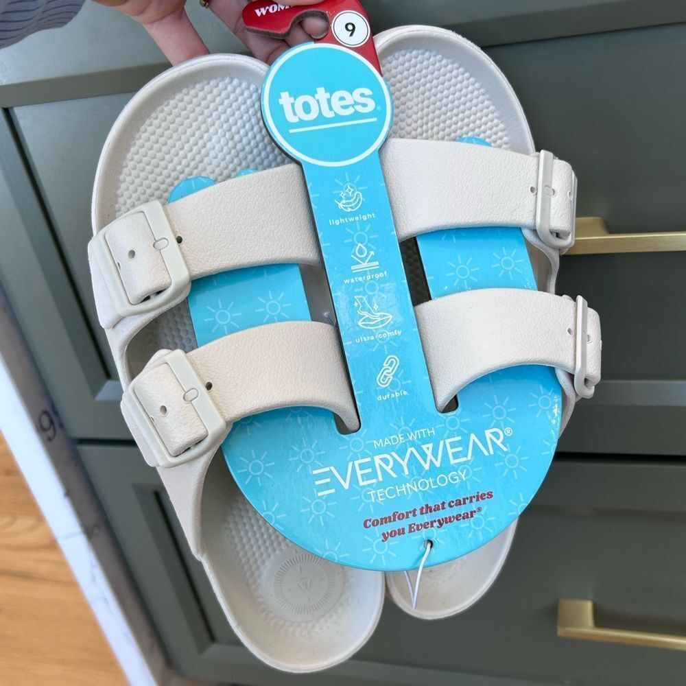 Totes Women’s Cream Slide Sandal
